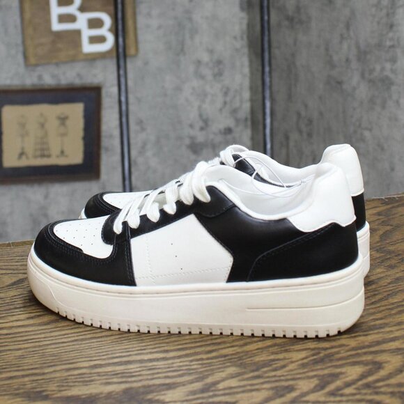 wild fable Womens Lola Lace-Up Sneakers with Memory Foam Insole Black 6.5M - Picture 2 of 16